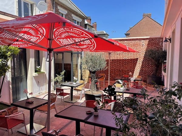 Hôtel & Restaurant ISVARA à Breteuil, France