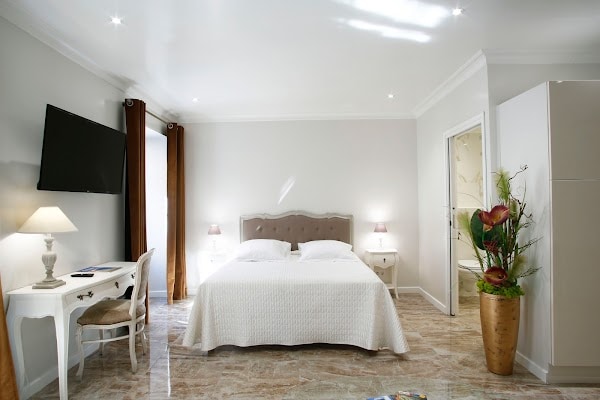 Hôtel Restaurant Le Magnolia à Calvi, France