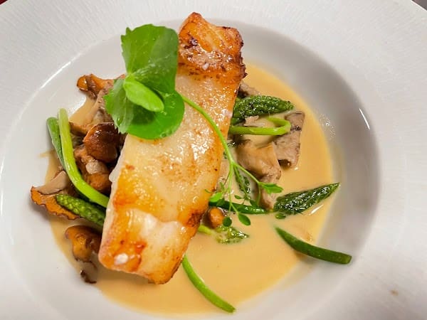 Restaurant House Hotel Inn Des Clos à Chablis, France