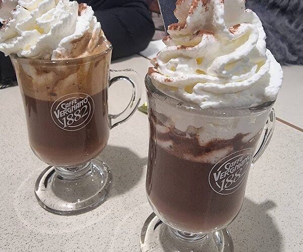 Il Cappuccino bar restaurant à Briançon, France