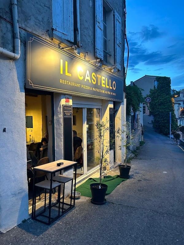 Restaurant Il castello à Château-Arnoux-Saint-Auban, France