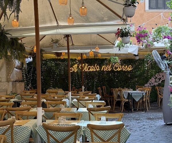 Restaurant Il Vicolo Nel Corso à Rome, Italie