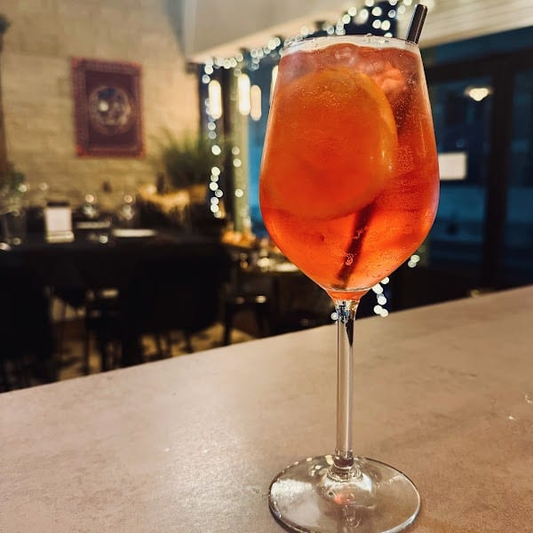 Restaurant In Casa à Fontainebleau, France