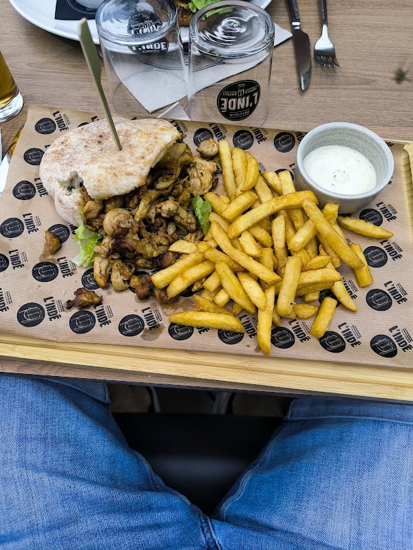 Restaurant Indé Laval à Laval, France