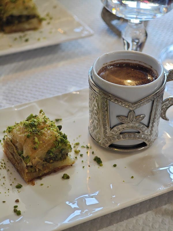 Restaurant ISTANBUL’S GRILL à Antony, France