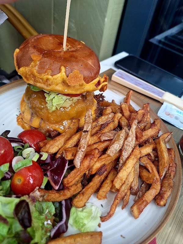 Restaurant Jelly Bar à Saint-Cyr-sur-Mer, France