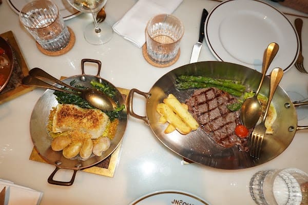 Restaurant JNcQUOI Avenida à Lisboa, Portugal