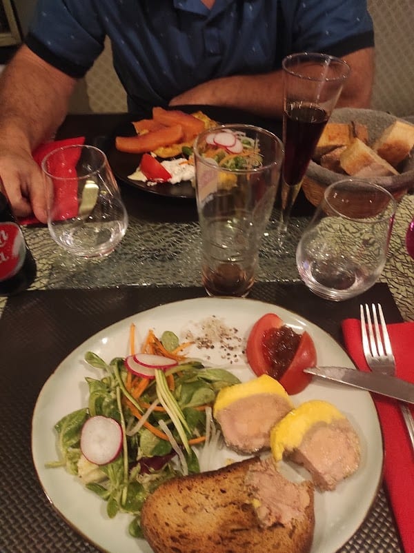 Restaurant L Akge Resto-Bar à Bourg-en-Bresse, France