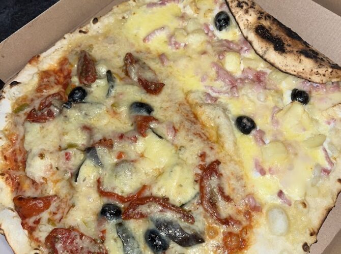 Restaurant L Ambroise Pizza à Lyon, France