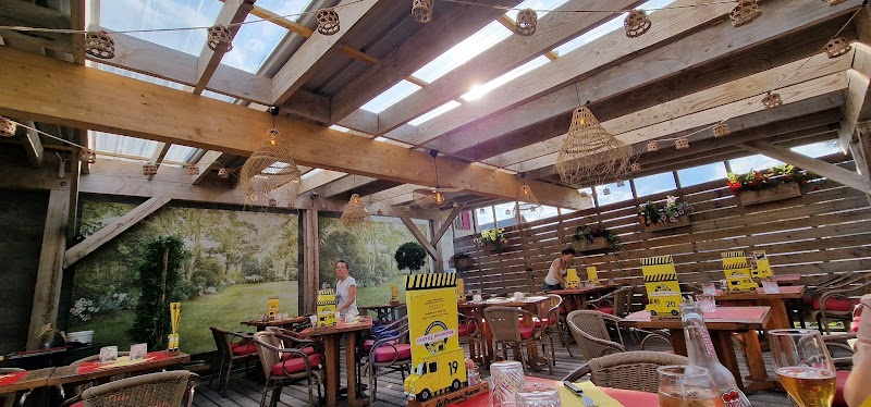 L’ Authentique – Pizzeria & Restaurant (by Les Camions Jaunes) à Pierre-Châtel, France