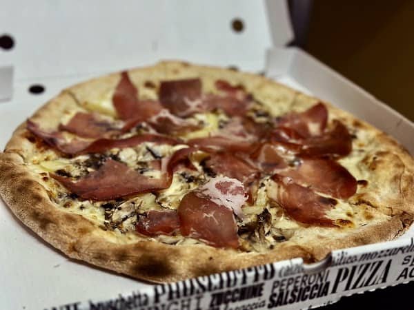 Restaurant La Baga Pizza à Sainte-Suzanne, La Réunion