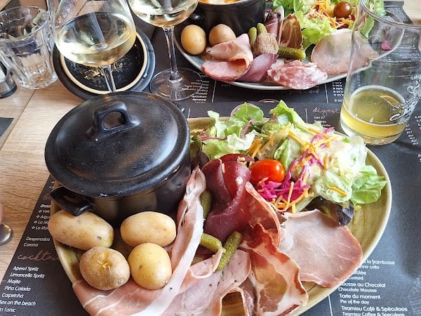 Restaurant La Bastille à Raoul à Annecy, France