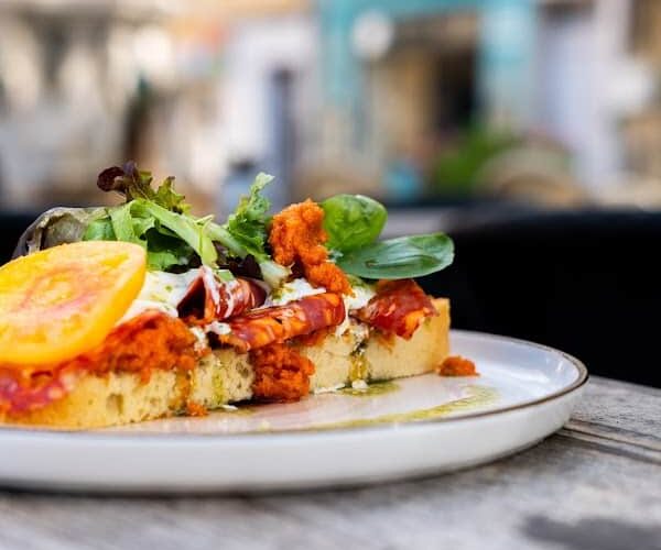 Restaurant La Bergerie – Abreuvoir populaire – à Salon-de-Provence, France