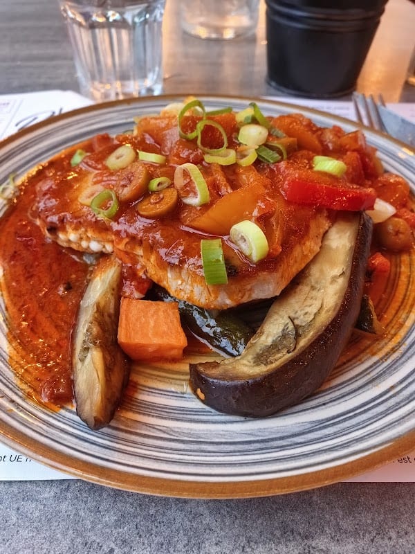 LA BERGERIE DU VENTOUX – RESTAURANT & GÎTES à Mormoiron, France