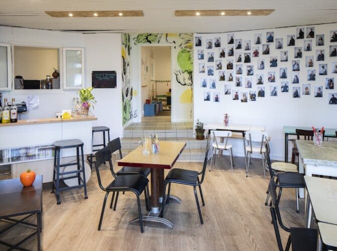 Restaurant La Blague café associatif à Aubervilliers, France