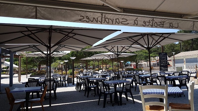 Restaurant La Boîte à Sardines à Grayan-et-l'Hôpital, France