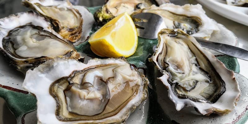 Restaurant La Boîte à Sardines à Grayan-et-l'Hôpital, France