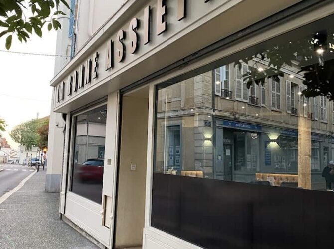 Restaurant La Bonne Assiette à Mantes-la-Jolie, France