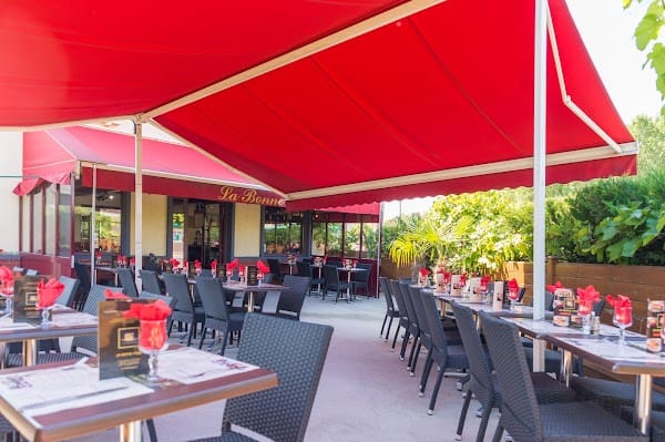 Restaurant La Bonne Piste à Massy, France