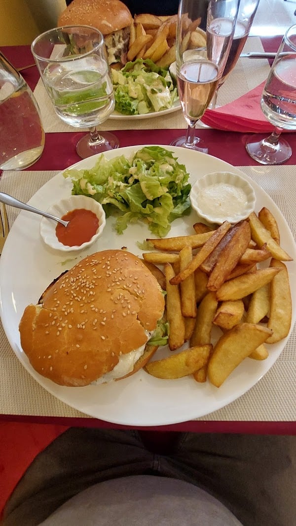 Restaurant La Bonne Table à Juvisy-sur-Orge, France