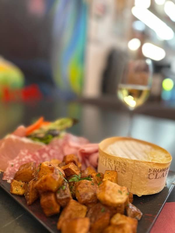 Restaurant La Bóveda à Albertville, France