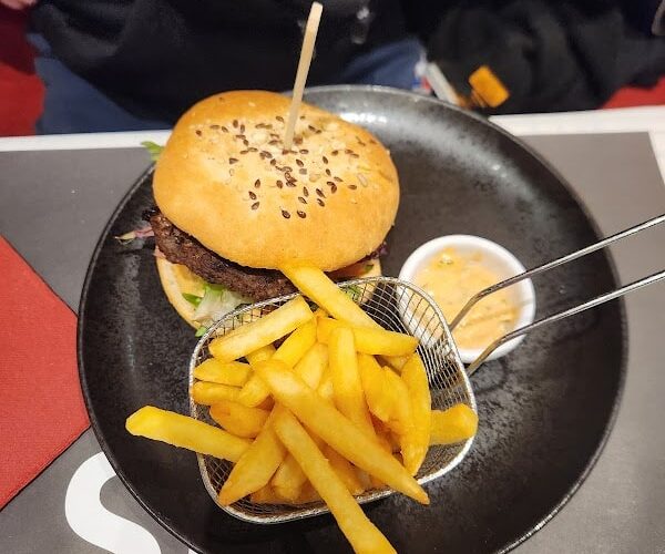 La Brasserie Des Arts – Restaurant Bar à Sarreguemines à Sarreguemines, France