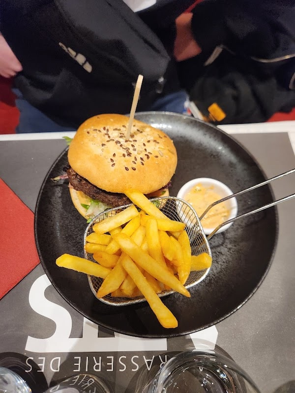 La Brasserie Des Arts – Restaurant Bar à Sarreguemines à Sarreguemines, France