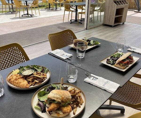 Restaurant La Brasserie du Grand Parc à Vaulx-en-Velin, France