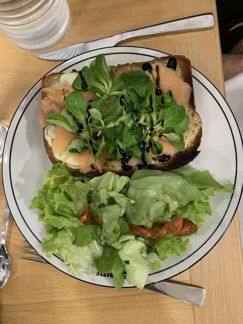 Restaurant La brasserie du grillon à Lisieux, France