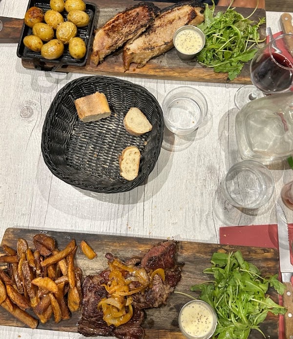 Restaurant LA BROCHE DE L’OSTAL à Bordeaux, France