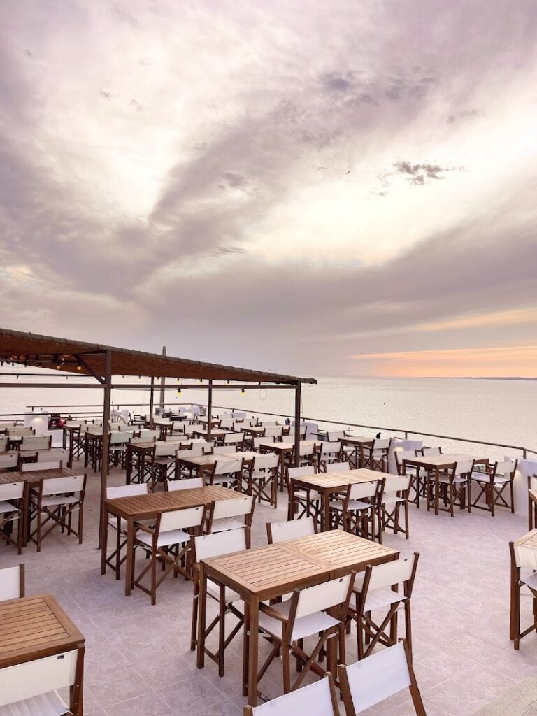La Calanque Blanche Restaurant à Marseille, France — photo 1