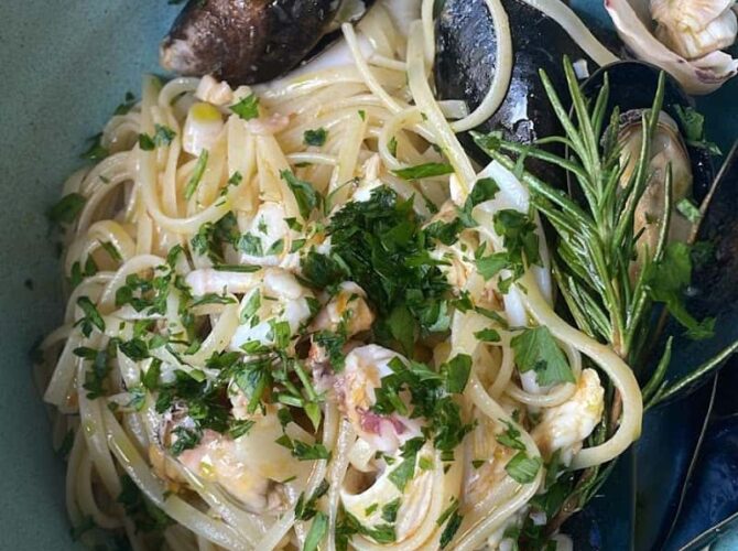 Restaurant La Cambuse ”Chez Carlotta” à Dieppe, France