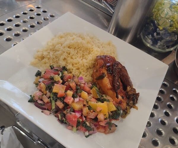 Restaurant La CANT1NE par Tata Toyo et COP1 à Sceaux, France