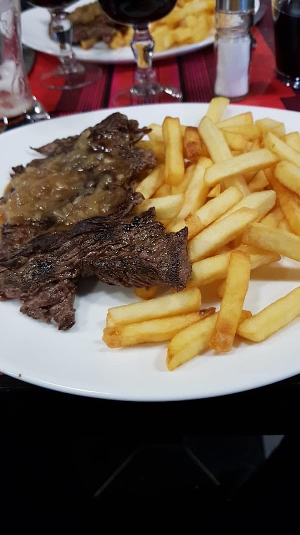 Restaurant La Cascade à Brétigny-sur-Orge, France