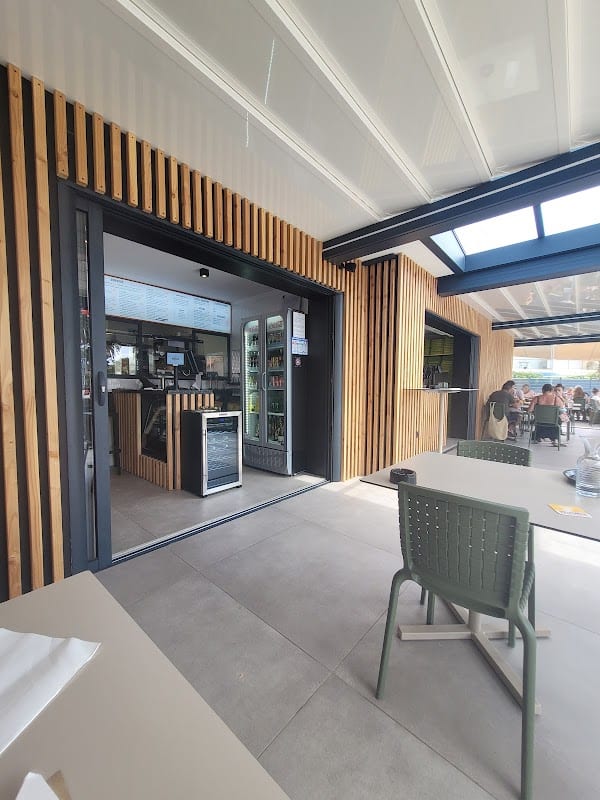 Restaurant La Cave à Burger à Saint-Cyr-sur-Mer, France