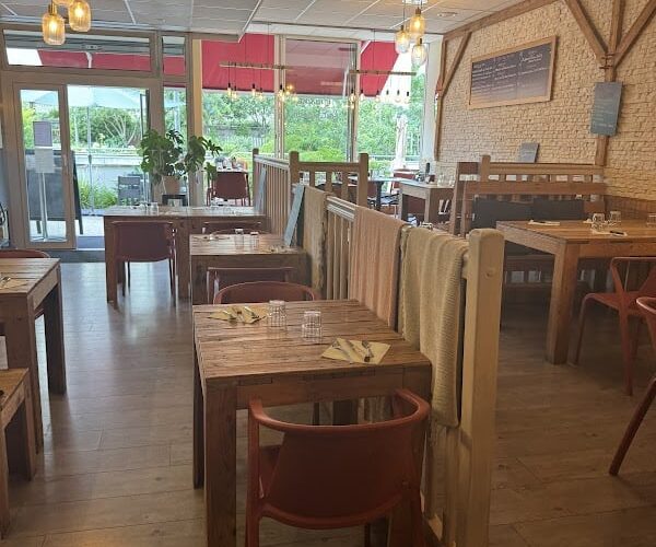 Restaurant La Cave À Manger – La Roche-sur-Yon à La Roche-sur-Yon, France