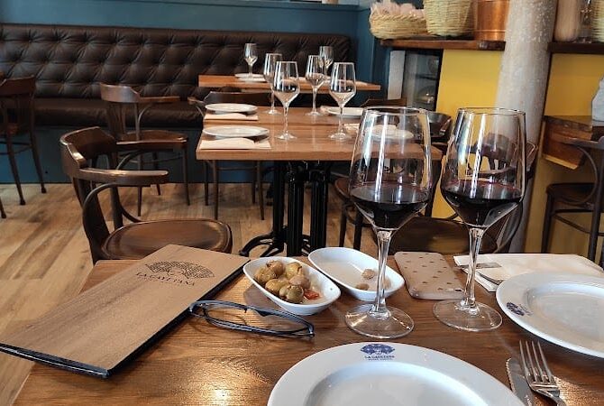 La Cayetana | Restaurante Sevilla à Sevilla, Espagne