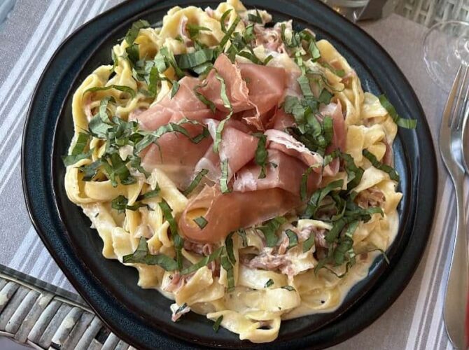 Restaurant La Chartreuse de Parme – RESERVATION OBLIGATOIRE à Villenave-d'Ornon, France