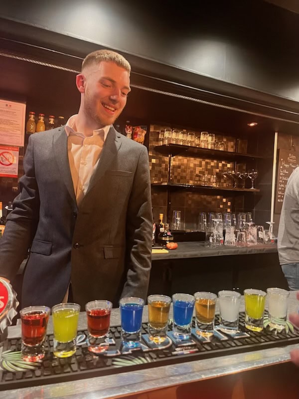 Restaurant La Chose Bar à Corbeil-Essonnes, France