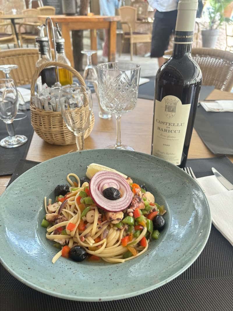 Restaurant La Cigale à Ota, France