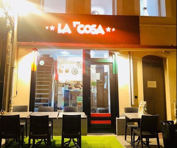 Restaurant La Cosa Nostra à Albertville, France