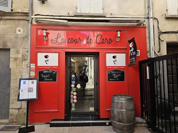 Restaurant La Cour De Caro Avignon à Avignon, France