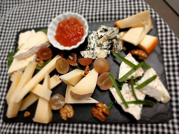 Restaurant La Cuisine du 19 à Givet, France