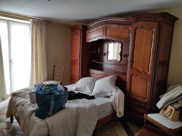 Restaurant La Dame Blanche: Chambres et table d’hôtes Bed & Breakfast de charme en Lorraine à Bérig-Vintrange, France