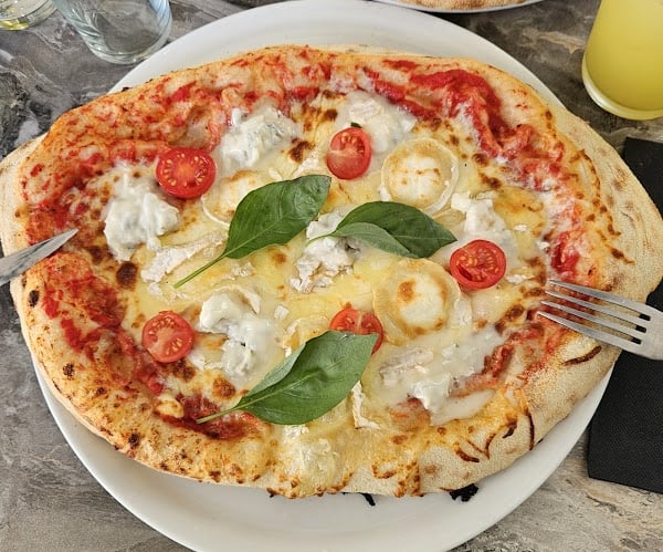Restaurant La Dernière Séance d’Y à Saint-Jean-d'Angély, France