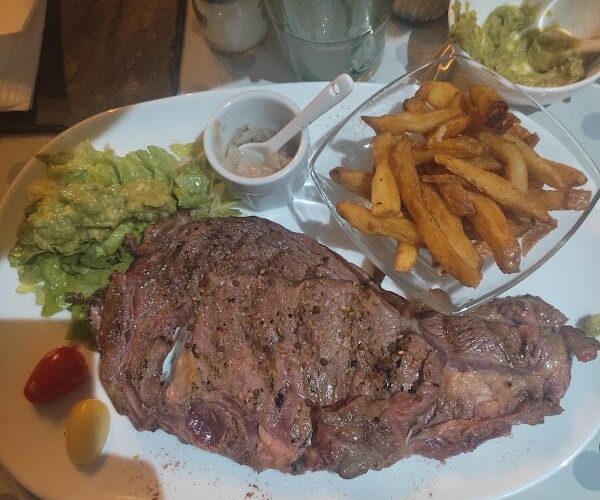 Restaurant La Dona à Virazeil, France