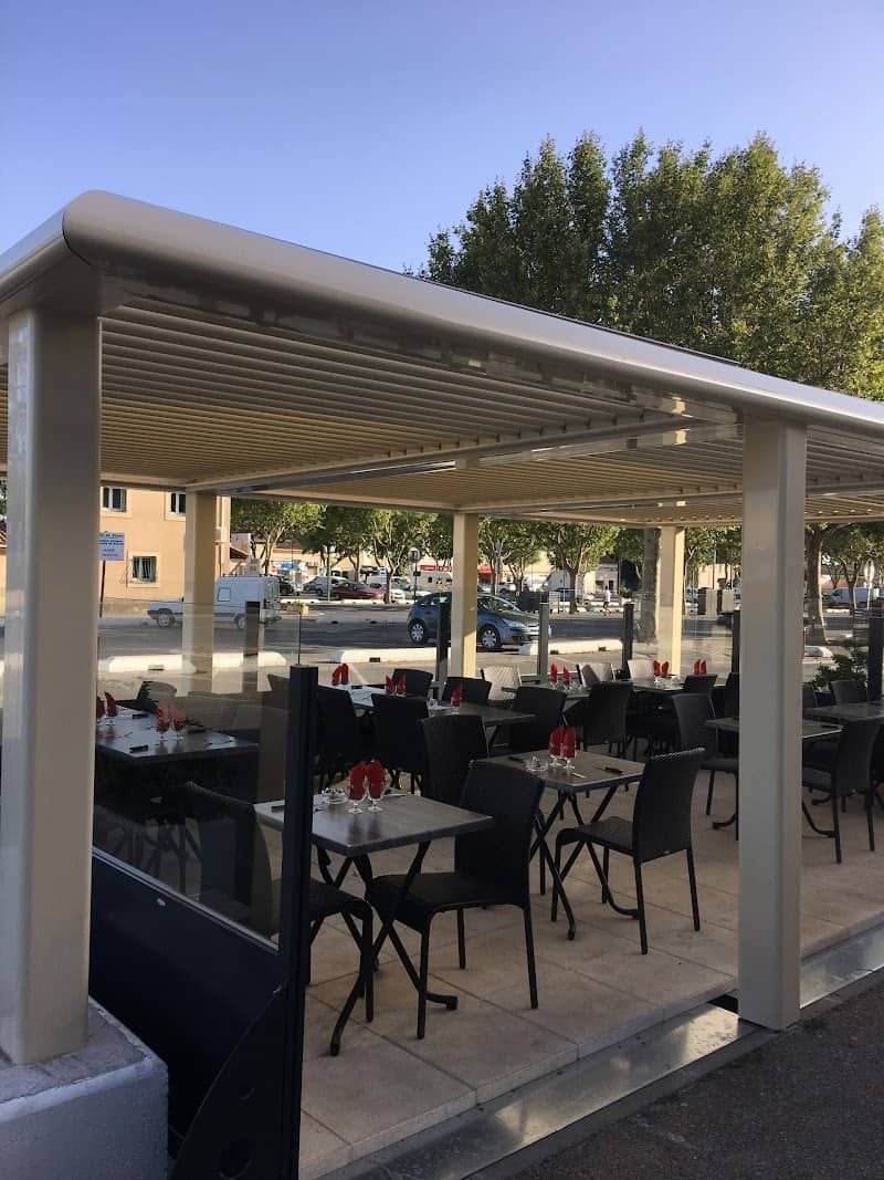 Restaurant LA DURANCETTE à Sénas, France