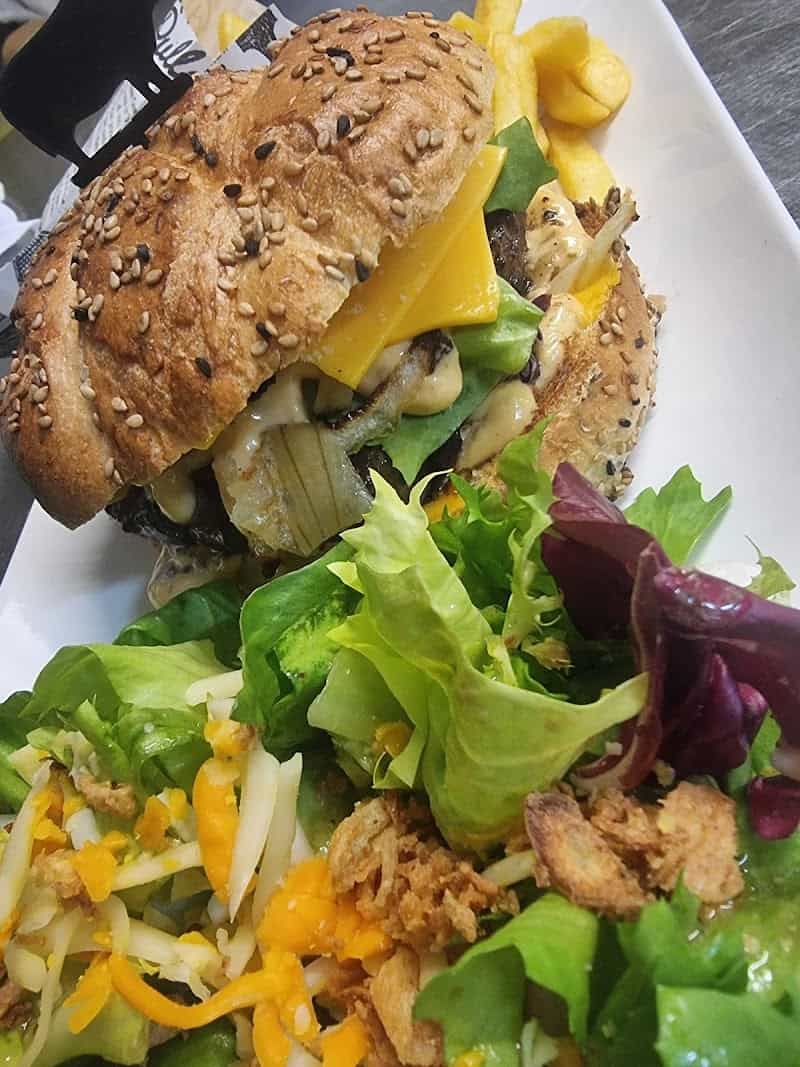 Restaurant LA DURANCETTE à Sénas, France