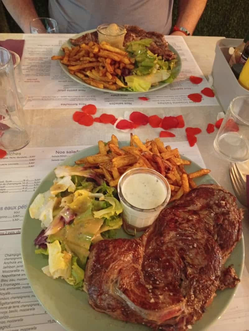 Restaurant LA DURANCETTE à Sénas, France