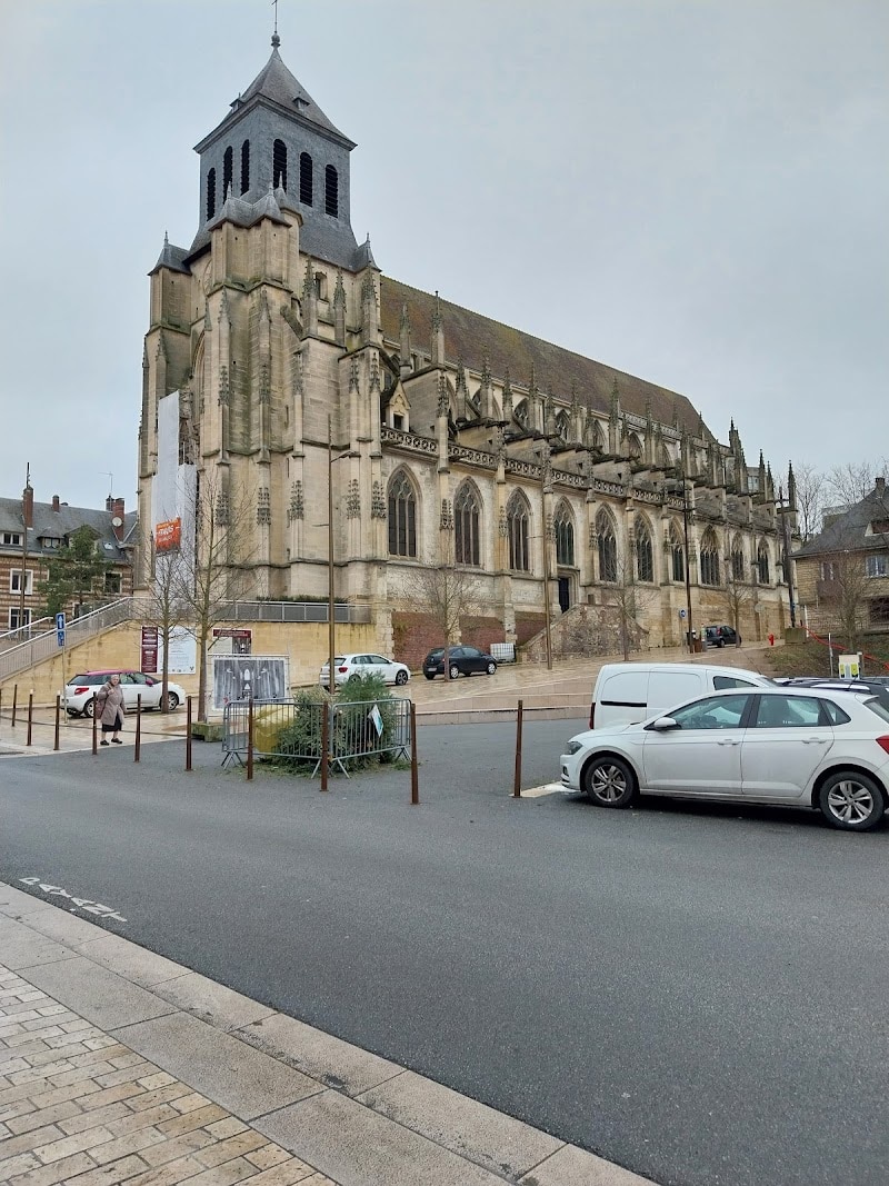 Restaurant La Famille à Lisieux, France